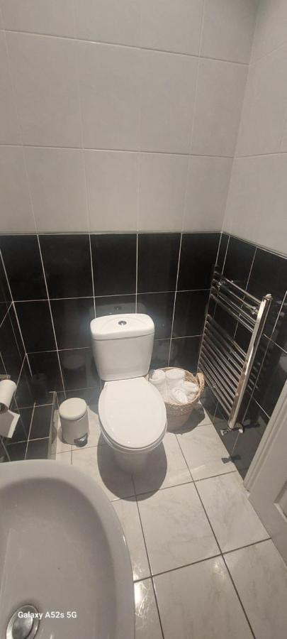 Londonderrys Bar And Accommodation Seaham Ngoại thất bức ảnh